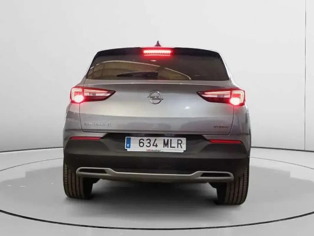 Usado Opel Grandland X Ultimate 224 CV (164 kW) 2021 Gris SUV