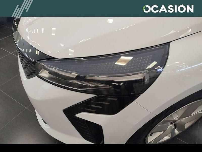 Käytetty Renault Clio V Evolution 101 HP (74 kW) 2025 Valkoinen Viistoperä