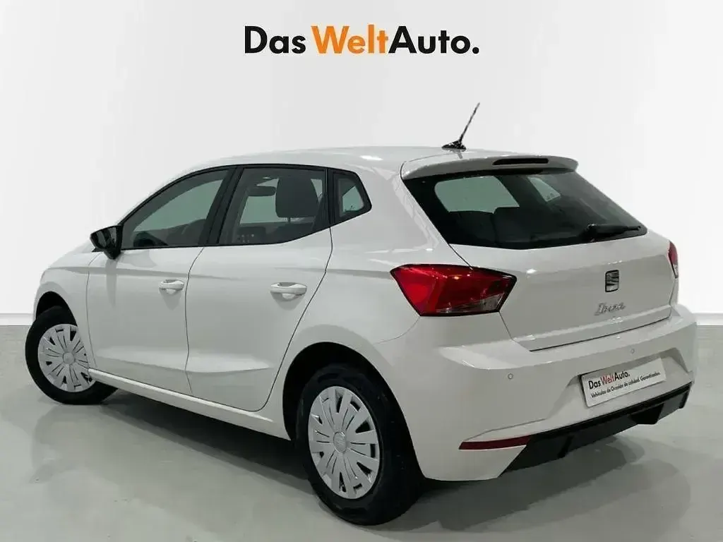 Usado Seat Ibiza Reference 80 CV (58 kW) 2023 Blanco Utilitario