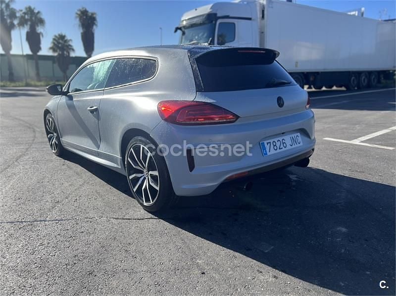 Gris / plata Usado 2016 VW Scirocco R-line Coupe | 16.500 € (Precio justo) - Imagen 1/4