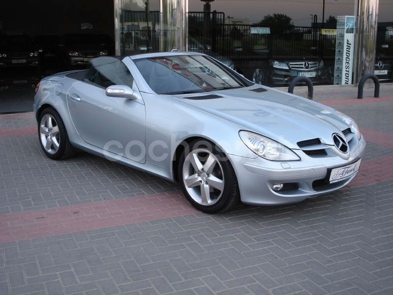 Gris / plata Usado 2004 Mercedes SLK200 Descapotable | 14.999 € (Caro) - Imagen 1/4