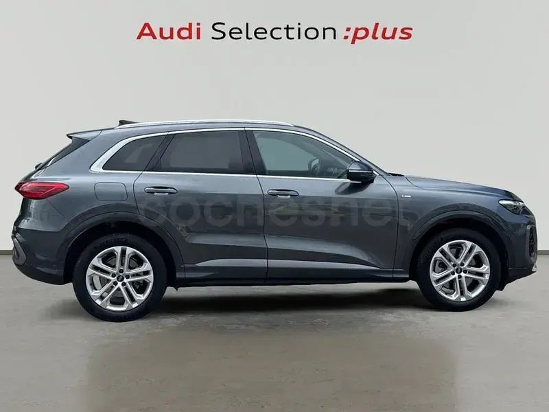 Usado Audi Q5 S-Line 204 CV (150 kW) 2025 Gris / plata SUV