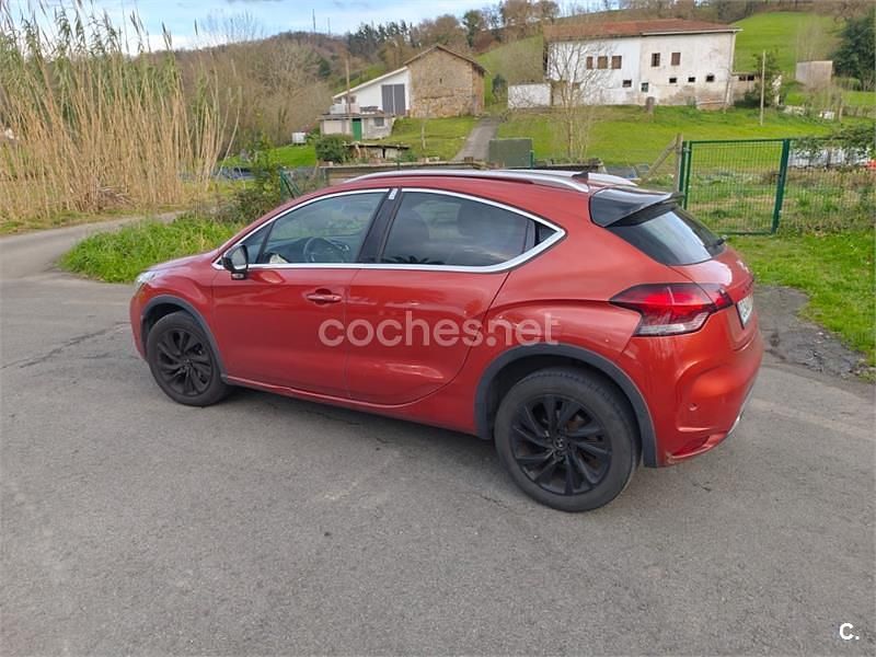Usado DS Automobiles DS4 Crossback Style 120 CV (88 kW) 2017 Naranja SUV