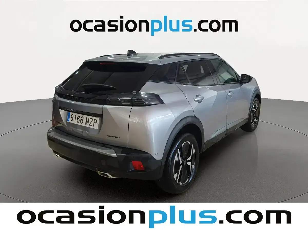 Usado Peugeot 2008 Allure 145 CV (106 kW) 2025 Gris SUV