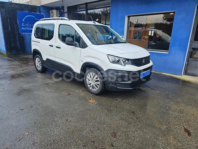 Usado Peugeot Rifter Active 102 CV (75 kW) 2019 Blanco Monovolumen