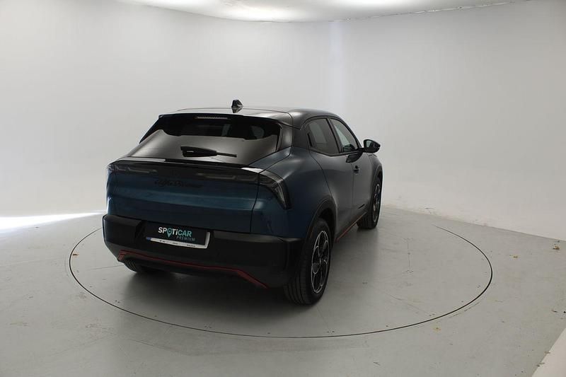 Usado Alfa Romeo Junior Edizione Speciale 114 kW (156 CV) 2024 Azul SUV