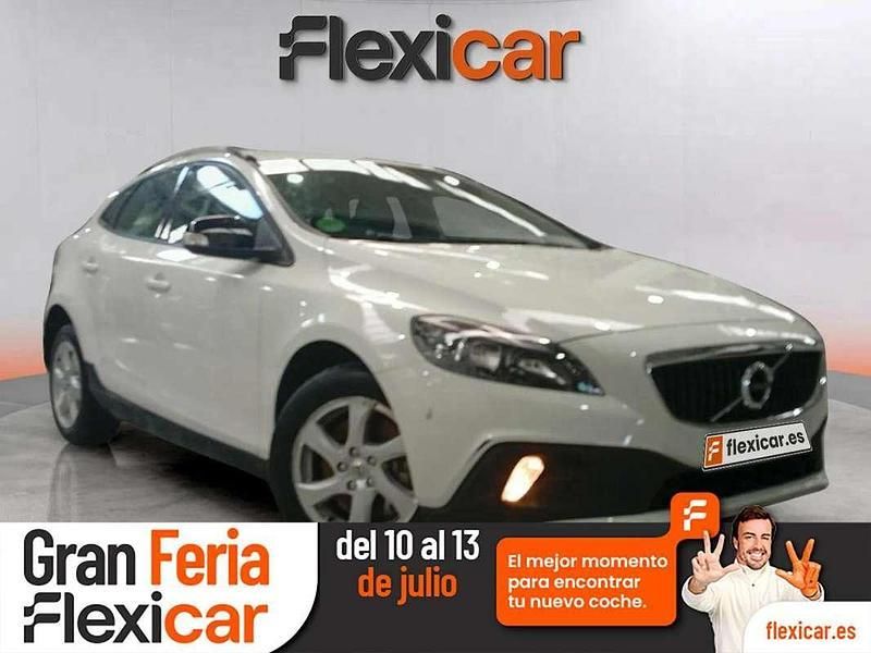 Blanco Usado 2018 Volvo V40 CC Familiar | 15.490 € (Buen precio) - Imagen 1/4