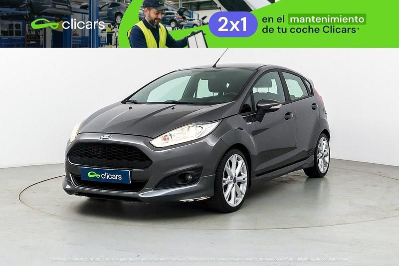 Usado Ford Fiesta ST-Line 120 CV (88 kW) 2017 Gris / plata Berlina