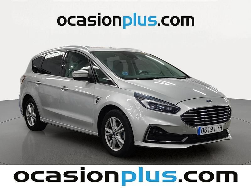 Usado Ford S-MAX Titanium 190 CV (139 kW) 2022 Gris Monovolumen