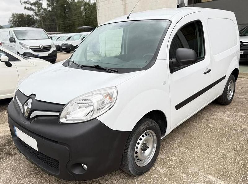 Usado Renault Kangoo 75 CV (55 kW) 2020 Blanco Monovolumen