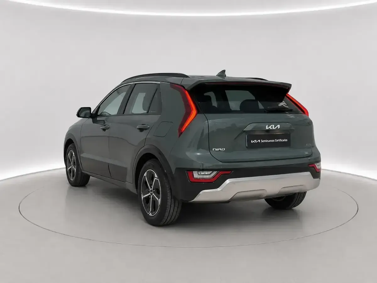 Usado Kia Niro 183 CV (134 kW) 2022 Verde SUV