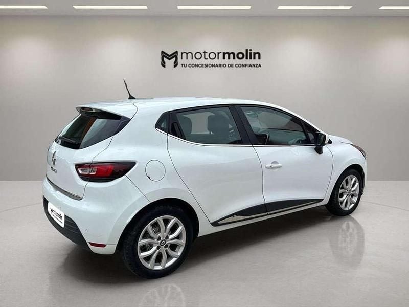 Usado Renault Clio IV Zen 120 CV (88 kW) 2017 Blanco Berlina