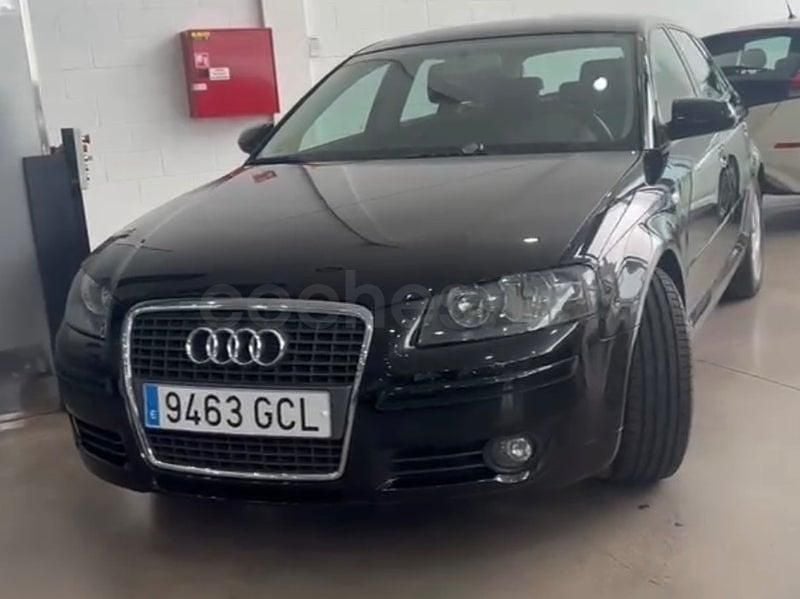 Usado Audi A3 Ambiente 105 CV (77 kW) 2008 Negro Utilitario