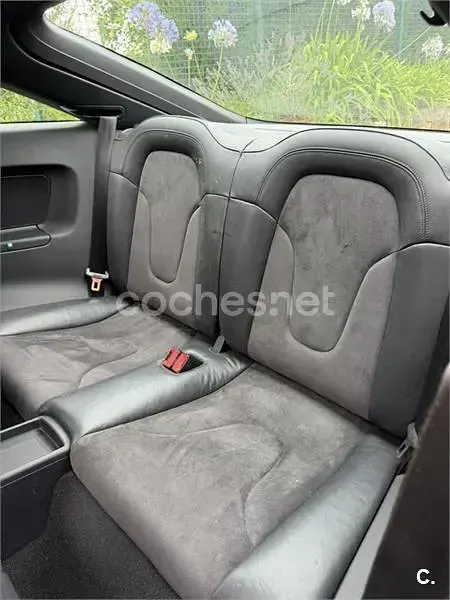 Usado Audi TT 160 CV (117 kW) 2011 Gris / plata Coupe