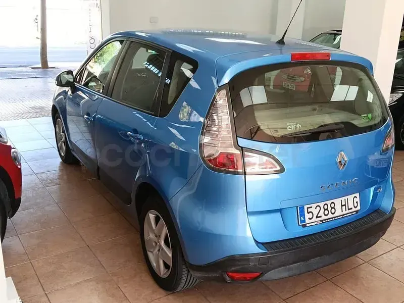 Usado Renault Scénic III Dynamique 110 CV (80 kW) 2012 Azul Monovolumen
