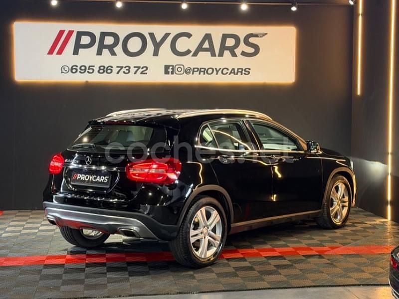 Usado Mercedes GLA200 Urban 136 CV (100 kW) 2016 Negro SUV