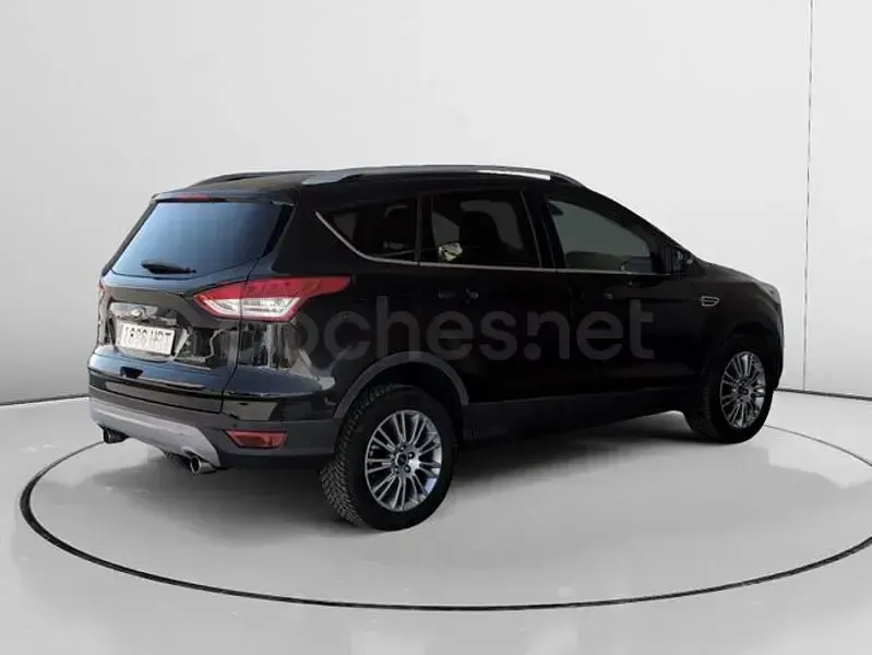 Usado Ford Kuga Titanium 163 CV (119 kW) 2013 Negro SUV