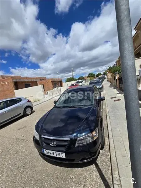 Usado Hyundai Sonata Comfort 140 CV (102 kW) 2007 Azul Berlina