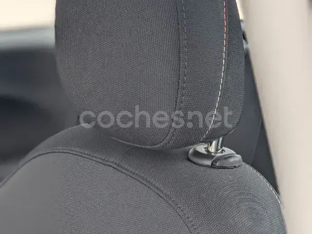 Usado Mini Cooper 136 CV (100 kW) 2023 Gris / plata Utilitario