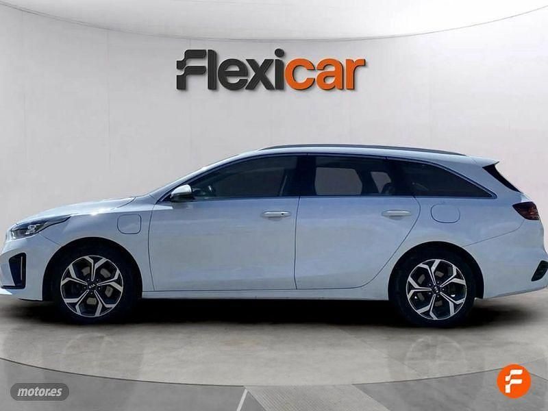Usado Kia Ceed GT GT-Line 136 CV (100 kW) 2021 Blanco Berlina