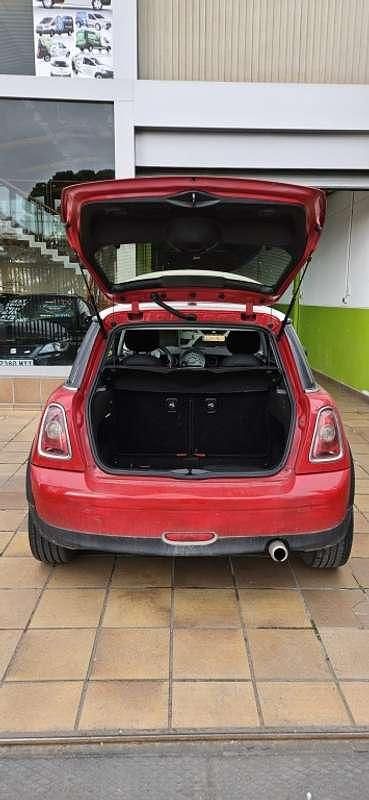 Usado Mini Cooper D 109 CV (80 kW) 2008 Rojo Utilitario