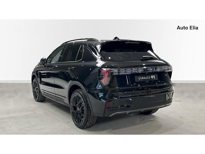 Usado Lynk & Co 01 276 CV (202 kW) 2025 Negro SUV