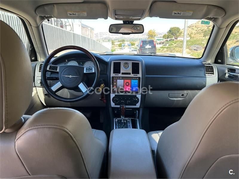 Usado Chrysler 300C Touring 218 CV (160 kW) 2008 Gris / plata Familiar
