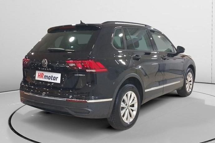 Usado VW Tiguan Life 245 CV (180 kW) 2021 Negro SUV