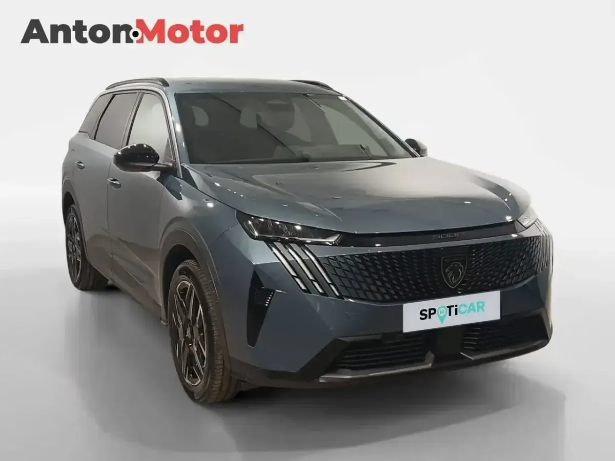 Usado Peugeot 5008 Allure 145 CV (106 kW) 2025 Azul SUV