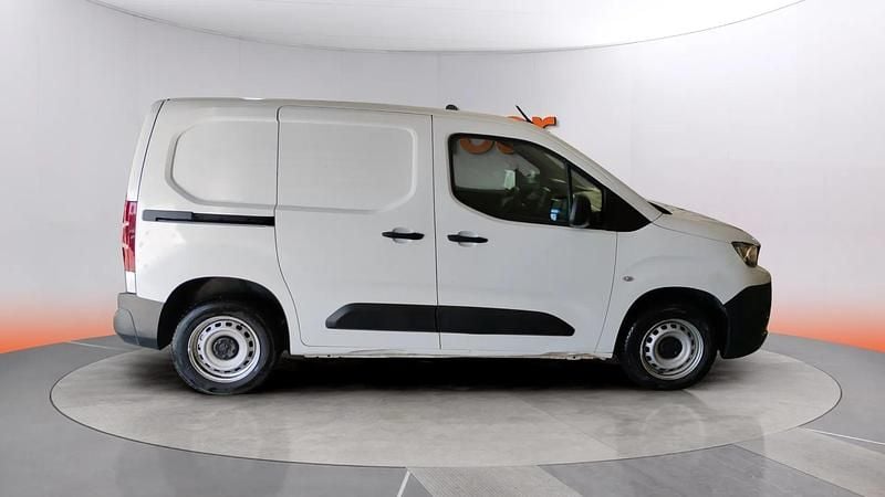 Usado Peugeot Partner S 102 CV (75 kW) 2021 Blanco Monovolumen