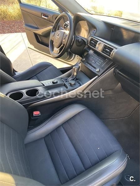 Usado Lexus IS300h Executive Line 223 CV (164 kW) 2015 Blanco Berlina