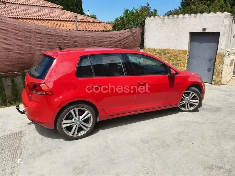 Usado VW Golf VII Advance 105 CV (77 kW) 2015 Blanco Berlina