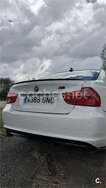 Usado BMW 320 Sport Line 177 CV (130 kW) 2009 Blanco Berlina