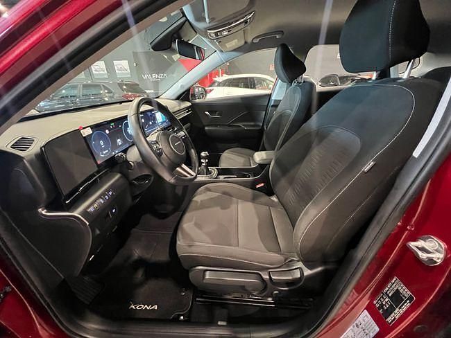 Usado Hyundai Kona 120 CV (88 kW) 2024 Rojo SUV