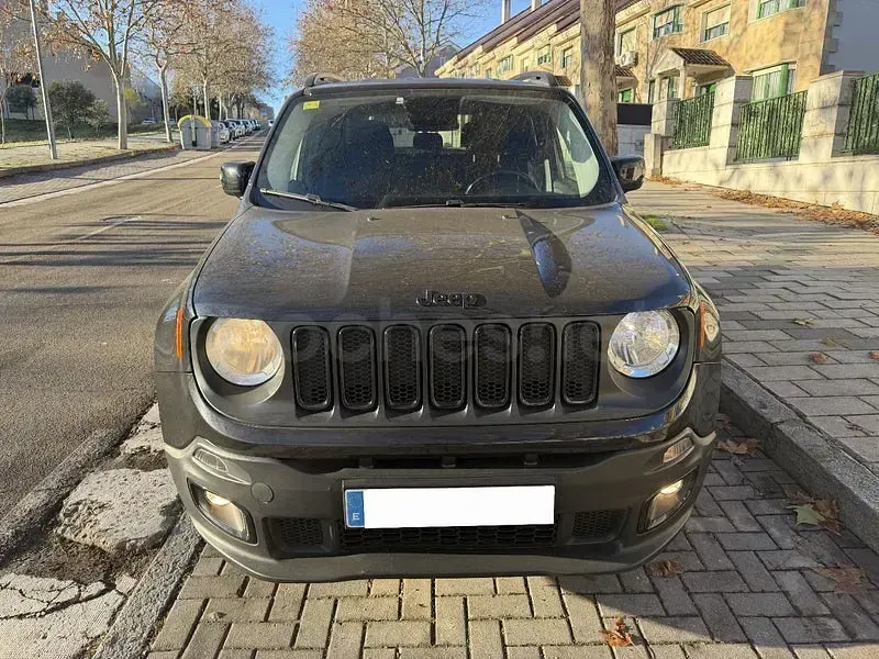 Usado Jeep Renegade Sport 120 CV (88 kW) 2016 Negro SUV