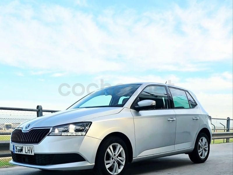 Occasion Skoda Fabia Ambition 95 ch (69 kW) 2020 Gris Berline