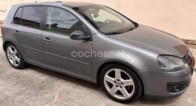 Usado VW Golf VI GT 140 CV (102 kW) 2008 Gris / plata Utilitario