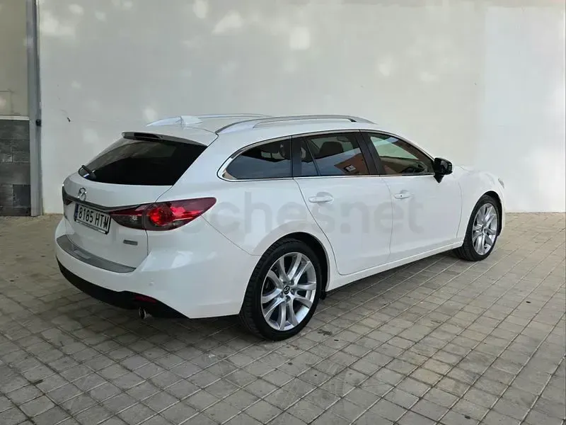 Usado Mazda 6 Comfort 150 CV (110 kW) 2014 Blanco Familiar