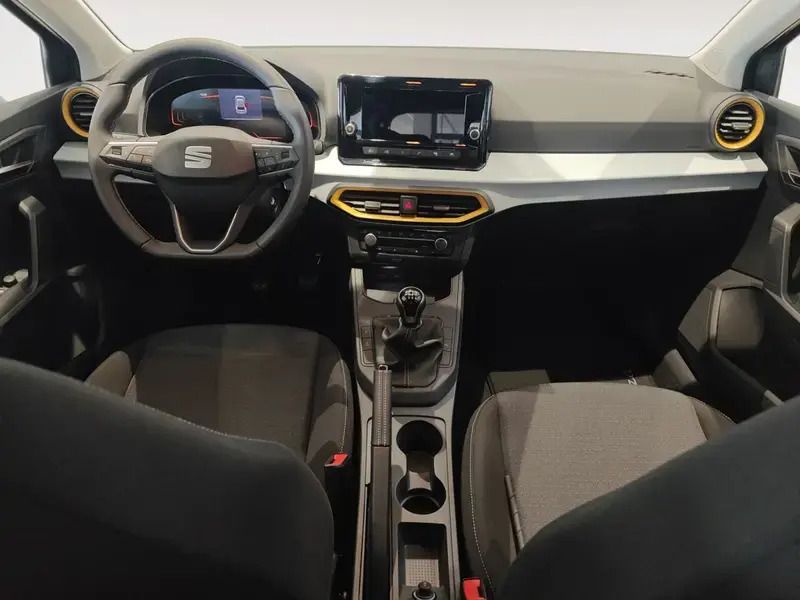 Usado Seat Ibiza Style 115 CV (84 kW) 2025 Gris/plata