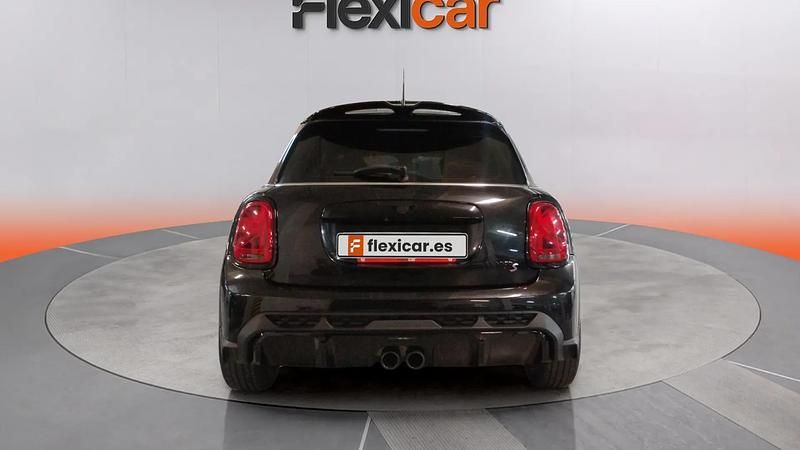 Usado Mini Cooper S 178 HP (130 kW) 2022 Preto Citadino