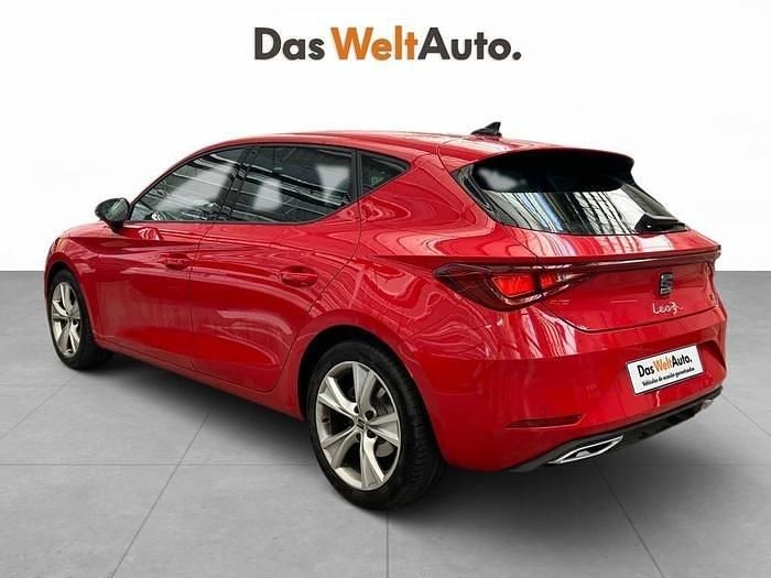 Rojo Usado 2025 Seat Leon FR | 26.590 € (Precio justo) - Imagen 1/4