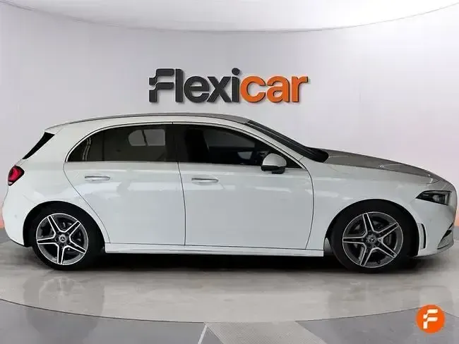 Usado Mercedes A180 136 CV (100 kW) 2019 Blanco Berlina