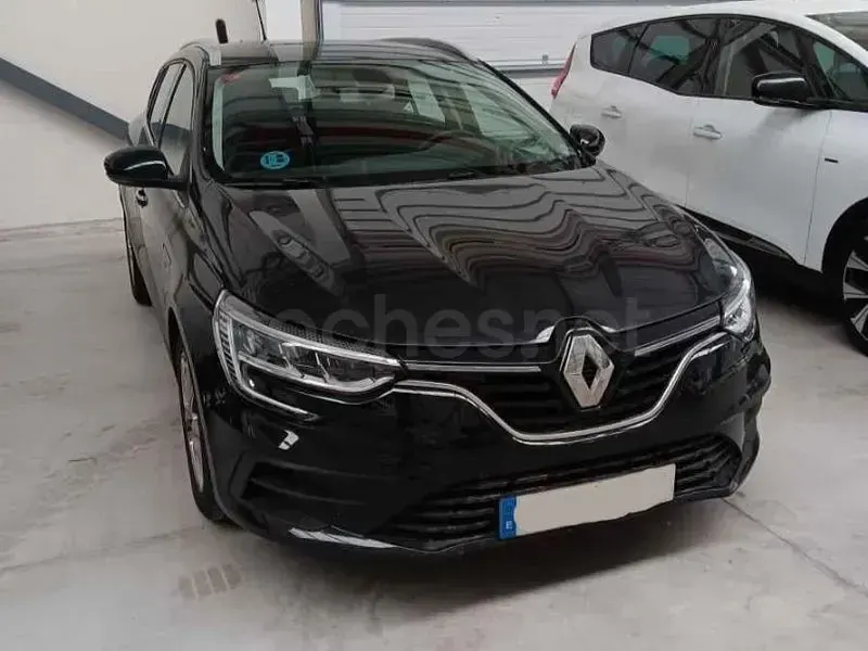 Usado Renault Mégane GrandTour Intens 115 CV (84 kW) 2021 Negro Familiar