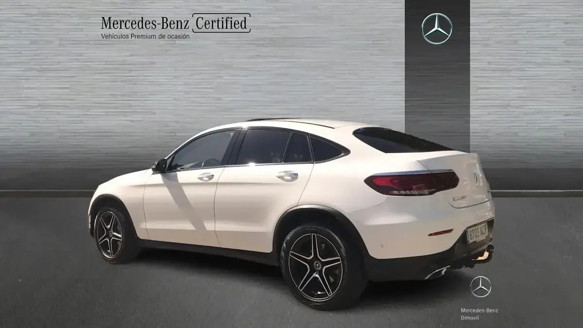 Usado Mercedes GLC220 AMG 194 CV (142 kW) 2022 Blanco SUV