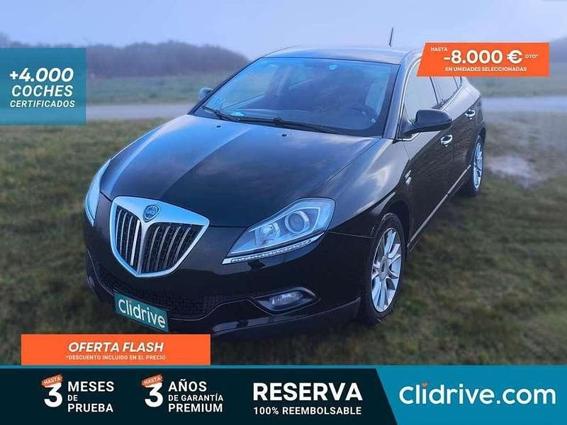 Usado Lancia Delta 120 CV (88 kW) 2009 Negro Utilitario