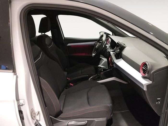 Usado Seat Arona FR 115 CV (84 kW) 2024 Blanco SUV