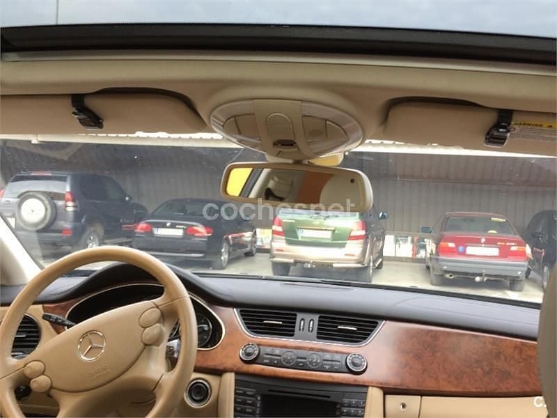 Usado Mercedes CLS320 224 CV (164 kW) 2006 Azul Berlina