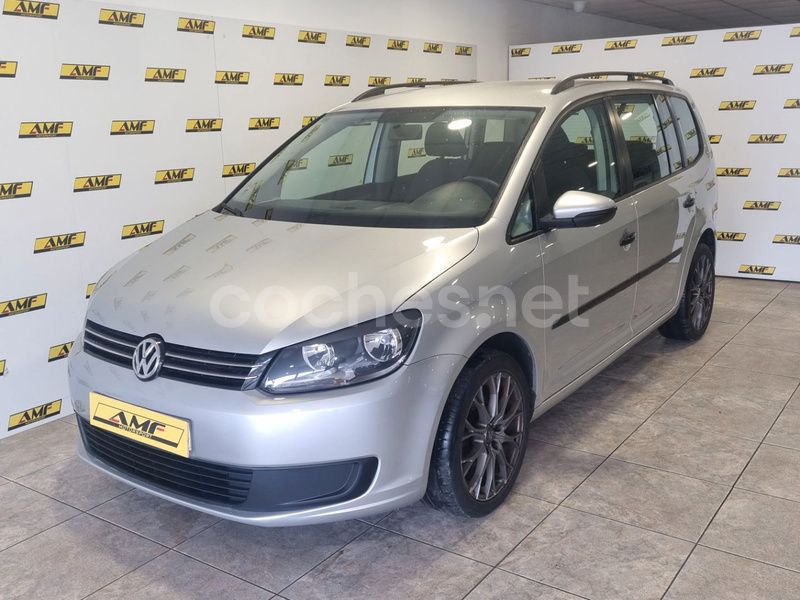 Gris / plata Usado 2015 VW Touran Advance Monovolumen | 12.700 € (Precio justo) - Imagen 1/4