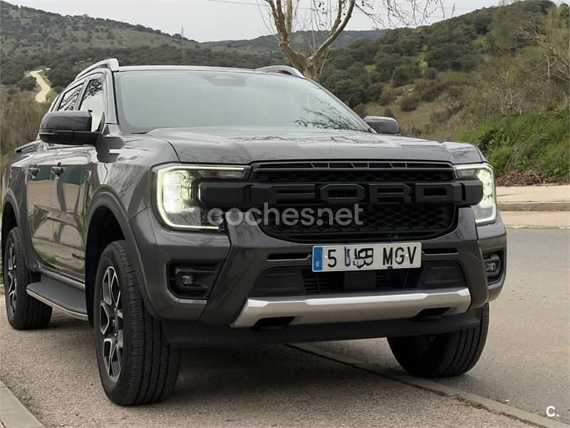 Usado Ford Ranger Wildtrack 205 CV (150 kW) 2023 Gris / plata Pickup/Camioneta