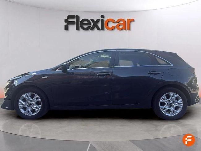 Usado Kia Ceed 136 CV (100 kW) 2023 Gris Utilitario
